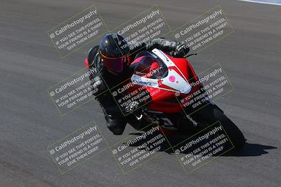 media/Oct-08-2022-SoCal Trackdays (Sat) [[1fc3beec89]]/Bowl (1030am)/